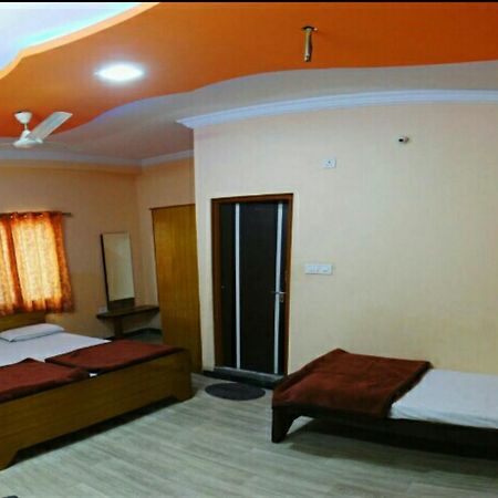 Ganga Palace Hotel Ujjain Luaran gambar