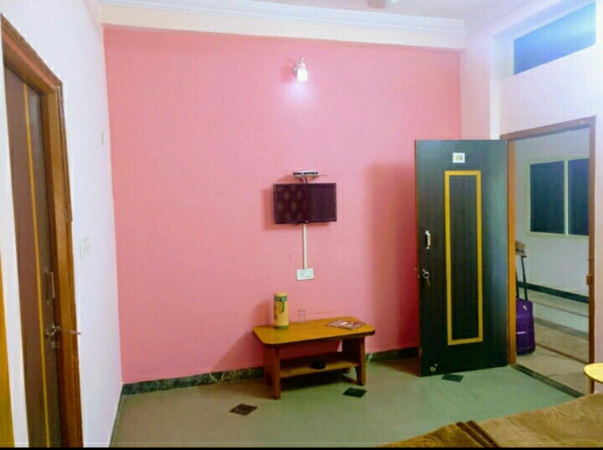 Ganga Palace Hotel Ujjain Luaran gambar